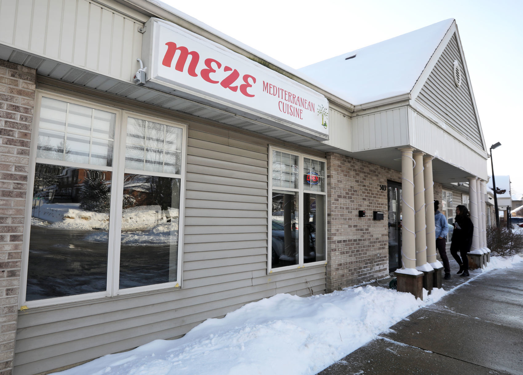 Meze exterior